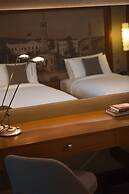 Renaissance Izmir Hotel