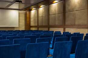 Renaissance Izmir Hotel