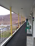 Green Valley Motel