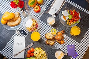 Jacob Tiberias by Jacob Hotels