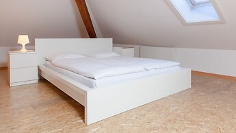 Apartments Swiss Star University