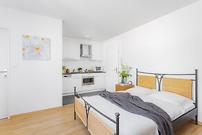 Apartments Swiss Star University