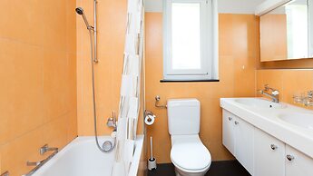 Apartments Swiss Star University