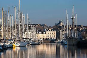 Kyriad Prestige Vannes Centre - Palais Des Arts
