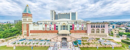 Crowne Plaza Greater Noida by IHG