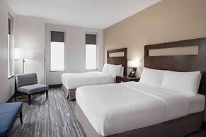 Hampton Inn & Suites Denver Downtown-Convention Center
