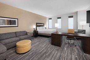 Hampton Inn & Suites Denver Downtown-Convention Center