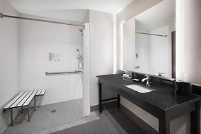 Hampton Inn & Suites Denver Downtown-Convention Center