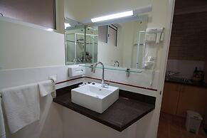 Aston Hill Motor Lodge