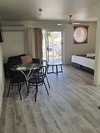 Aston Hill Motor Lodge