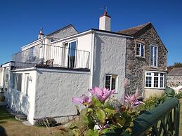 Tregaddra Farmhouse B&B