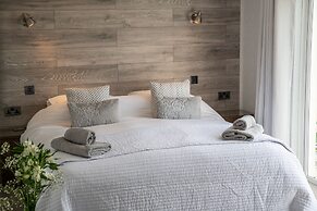 Tregaddra Farmhouse B&B