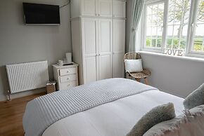 Tregaddra Farmhouse B&B