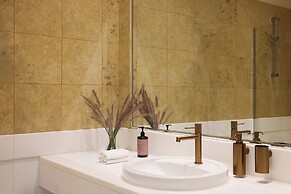 Porto Kea Suites