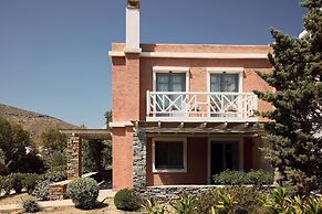 Porto Kea Suites