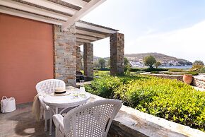 Porto Kea Suites