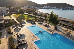 Porto Kea Suites