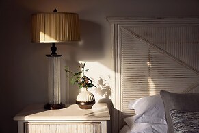 Porto Kea Suites