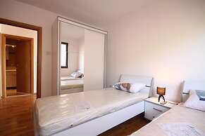 Blue Horizon Apartments