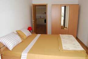 Blue Horizon Apartments