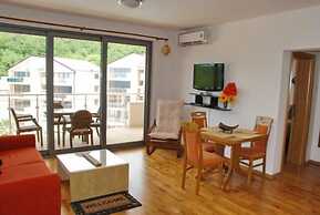 Blue Horizon Apartments