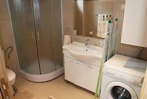 Blue Horizon Apartments