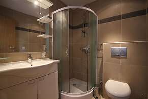 Blue Horizon Apartments