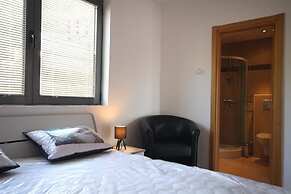 Blue Horizon Apartments