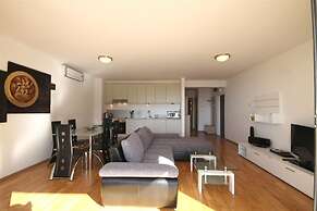 Blue Horizon Apartments