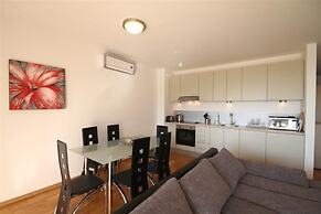 Blue Horizon Apartments