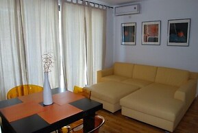 Blue Horizon Apartments