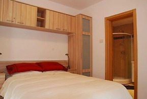 Blue Horizon Apartments