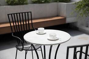 White Lotus Hotel Saigon