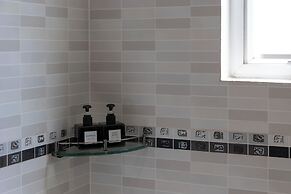 White Lotus Hotel Saigon