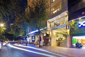 White Lotus Hotel Saigon