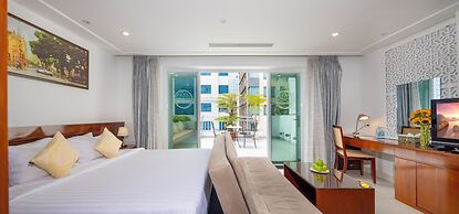 White Lotus Hotel Saigon