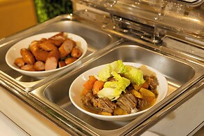 White Lotus Hotel Saigon