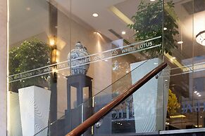 White Lotus Hotel Saigon