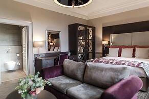 Abbey House Hotel