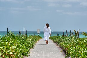 Crowne Plaza Duqm by IHG