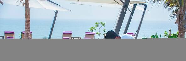 Crowne Plaza Duqm by IHG