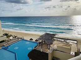 Bsea Cancun Plaza Hotel