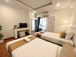 Inspire House Hotel