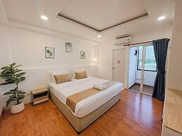 Inspire House Hotel