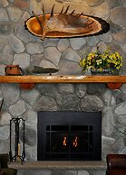 AmericInn by Wyndham Two Harbors Near Lake Superior