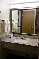 AmericInn by Wyndham Two Harbors Near Lake Superior