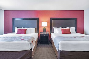 Hawthorn Suites by Wyndham Williston