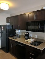 Hawthorn Suites by Wyndham Williston