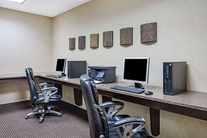 Hawthorn Suites by Wyndham Williston