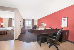 Hawthorn Suites by Wyndham Williston